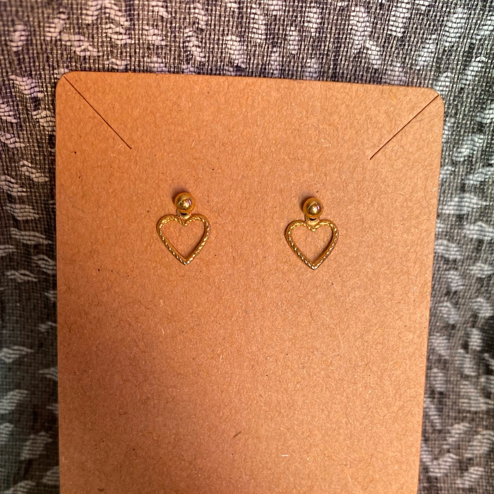 Vintage 60s Gold Heart Earrings